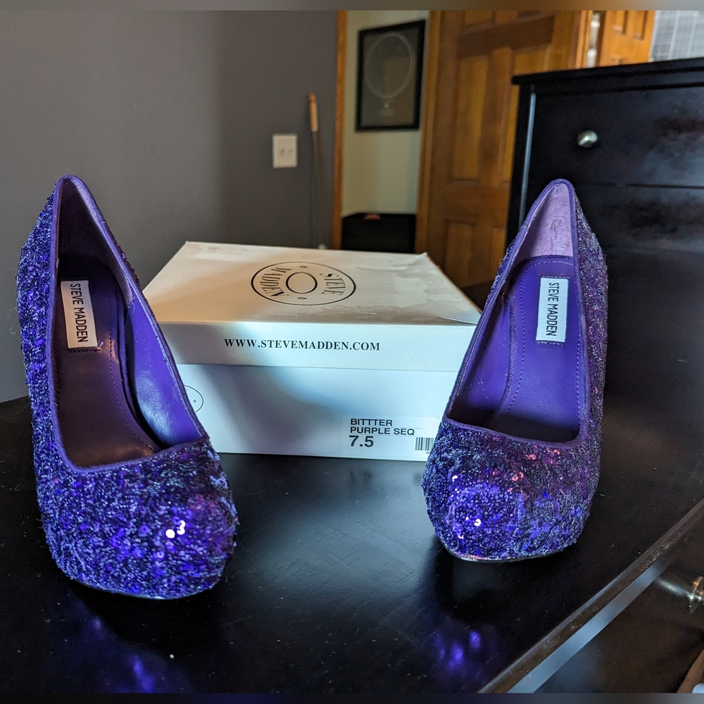 Purple sequin Steve Madden heels